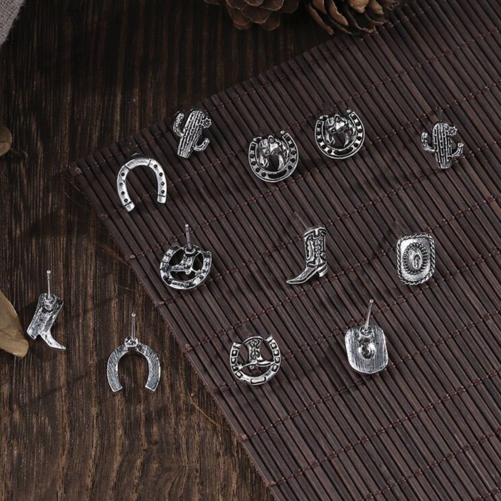 Western Cowgirl Bohemian Antique Silver Plated Horseshoes Cowboy Stud Earrings - Picture 2 of 4
